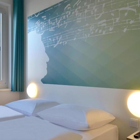 B&B Hotel Halle Halle  Bagian luar foto